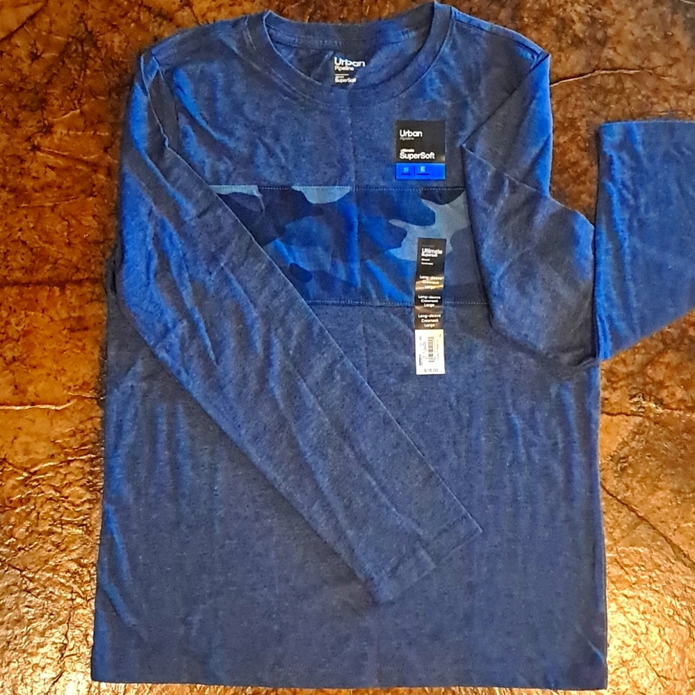 NWT. Perfect condition. Size large